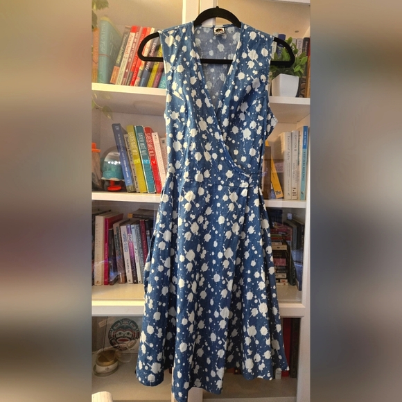 ✨️HOST PICK✨️ 🇨🇦 Made in Toronto NWOT Sleeveless Midi Wrap Dress by FUNKD - Picture 13 of 15